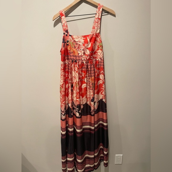 Stitchdrop Maui Paisley Sleeveless  A-Line Beautiful Silky Smooth Fabric… - Picture 4 of 6